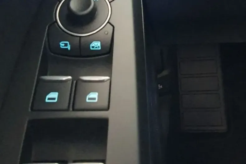 Ford Focus din 2025 cu 1 km - oferta FOR127908 - foto 7