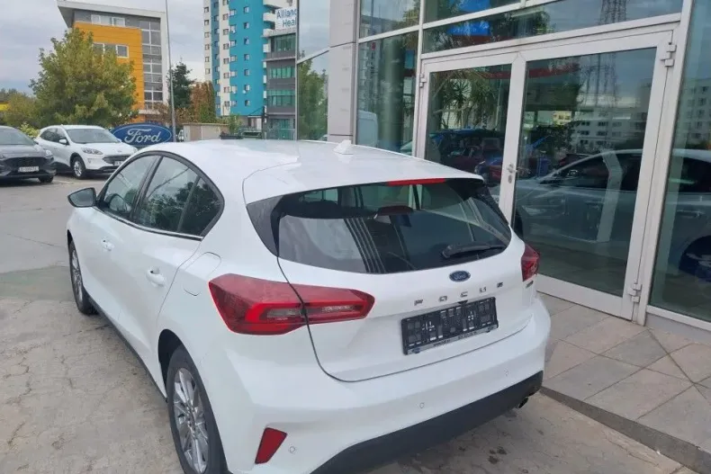 Ford Focus din 2025 cu 1 km - oferta FOR127920 - foto 7
