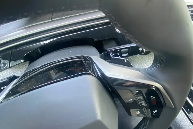 Peugeot 3008 din 2025 cu 750 km - oferta PEU127935 - foto 19