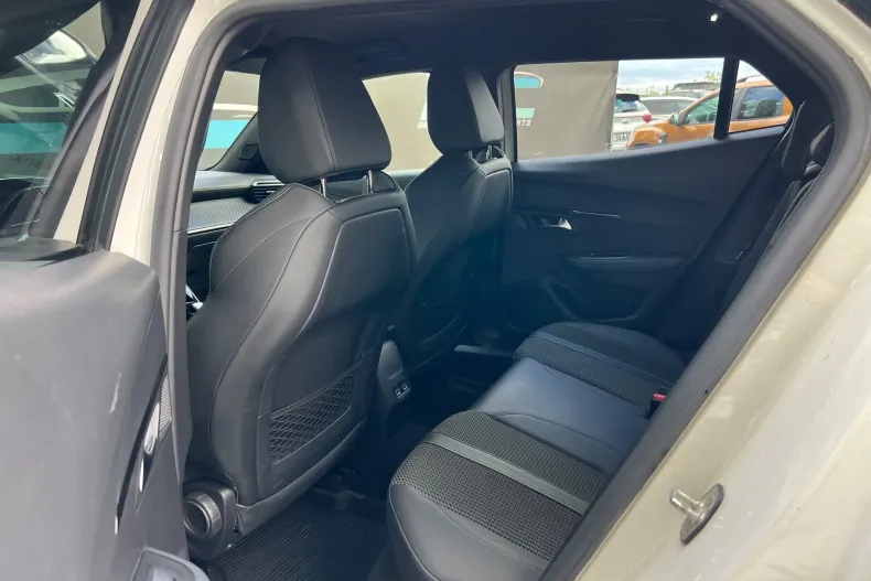 Peugeot 2008 din 2020 cu 161.000 km - oferta PEU127943 - foto 13