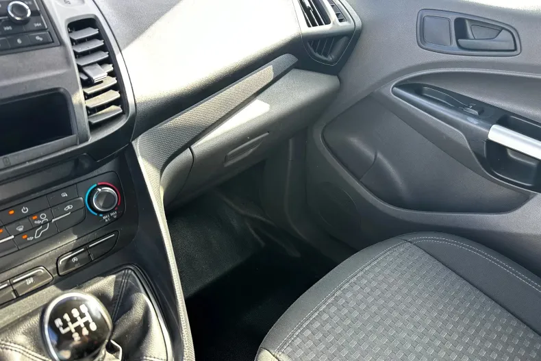 Ford Transit Connect din 2021 cu 64.000 km - oferta FOR127969 - foto 9