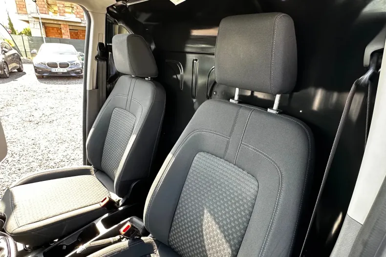 Ford Transit Connect din 2021 cu 64.000 km - oferta FOR127969 - foto 17