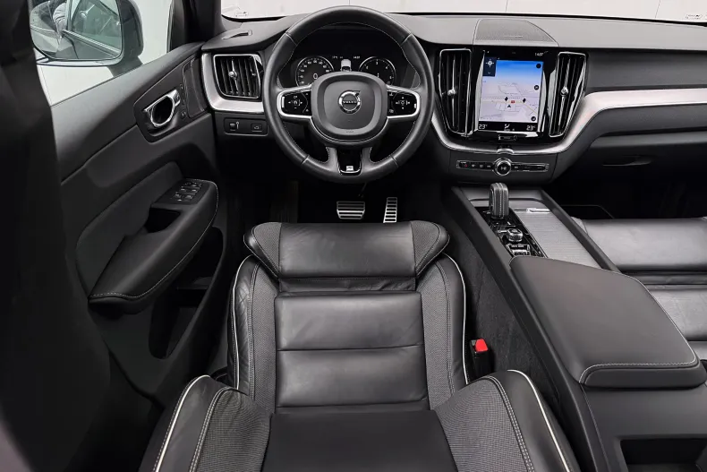 Volvo XC60 din 2019 cu 147.650 km - oferta VOL127974 - foto 18