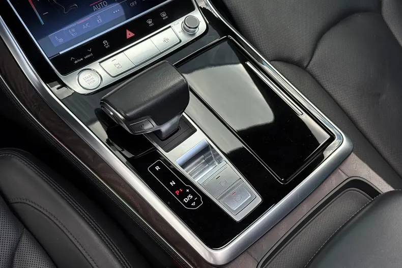 Audi Q8 din 2019 cu 129.750 km - oferta AUD127976 - foto 24