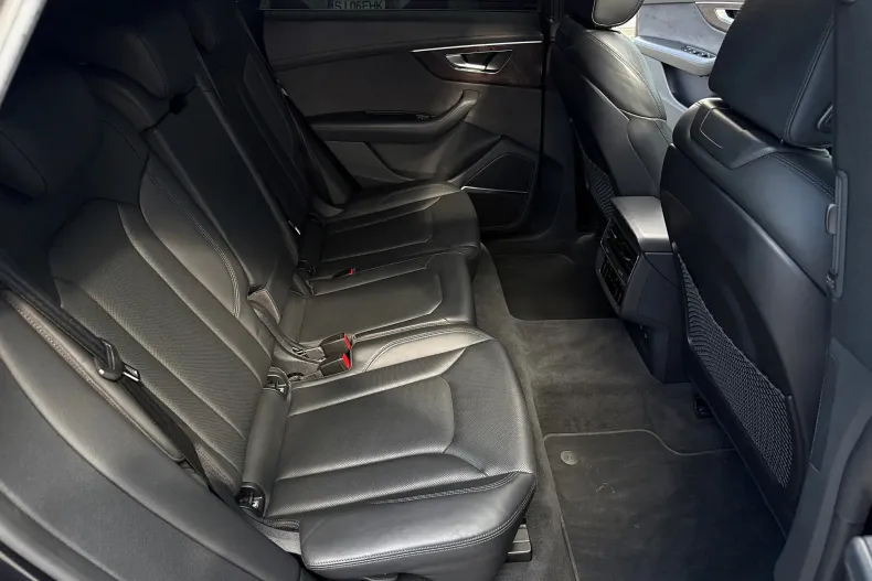 Audi Q8 din 2019 cu 129.750 km - oferta AUD127976 - foto 37