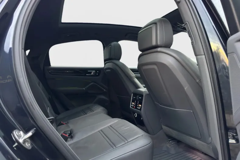 Porsche Cayenne Coupe din 2020 cu 137.500 km - oferta POR127993 - foto 11