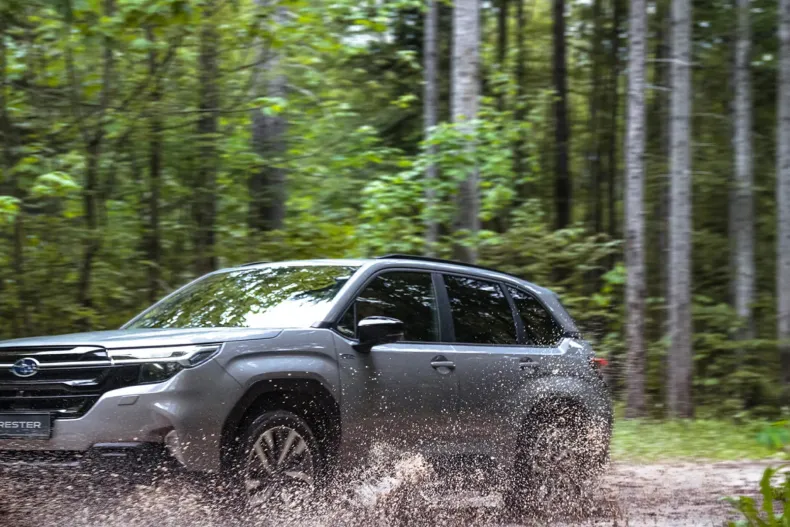 Subaru Forester din 2025 cu 1 km - oferta SUB128015 - foto 2