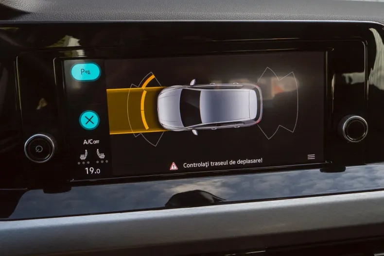 Volkswagen Golf din 2020 cu 72.000 km - oferta VOL128040 - foto 13