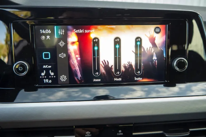 Volkswagen Golf din 2020 cu 72.000 km - oferta VOL128040 - foto 34