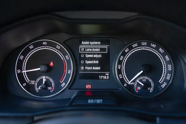 Skoda Scala din 2022 cu 112.629 km - oferta SKO128045 - foto 11