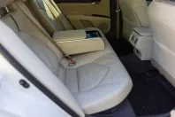 Toyota Camry din 2022 cu 86.994 km - oferta TOY128048 - foto 4