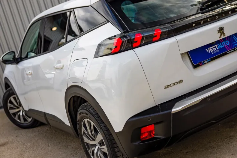 Peugeot 2008 din 2020 cu 142.212 km - oferta PEU128053 - foto 12