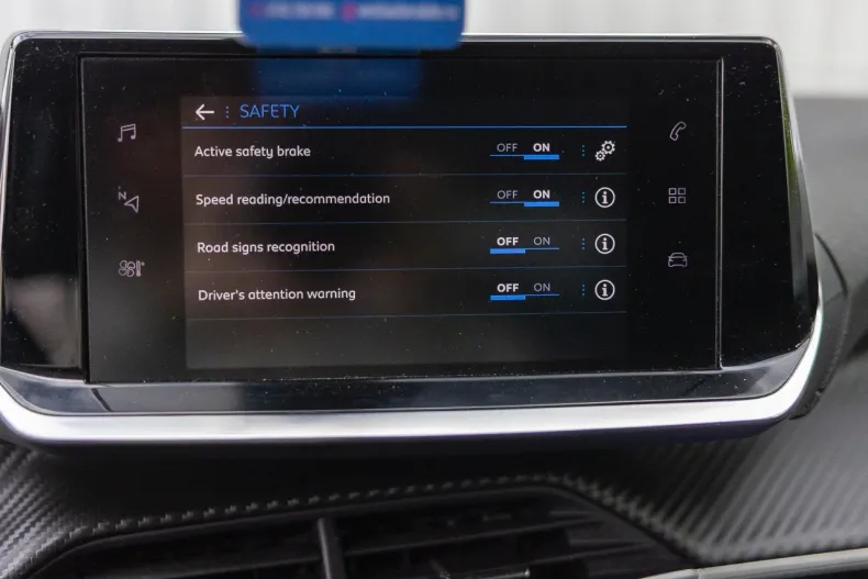 Peugeot 2008 din 2020 cu 142.212 km - oferta PEU128053 - foto 34