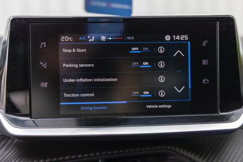 Peugeot 2008 din 2020 cu 142.212 km - oferta PEU128053 - foto 35