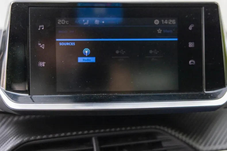 Peugeot 2008 din 2020 cu 142.212 km - oferta PEU128053 - foto 39