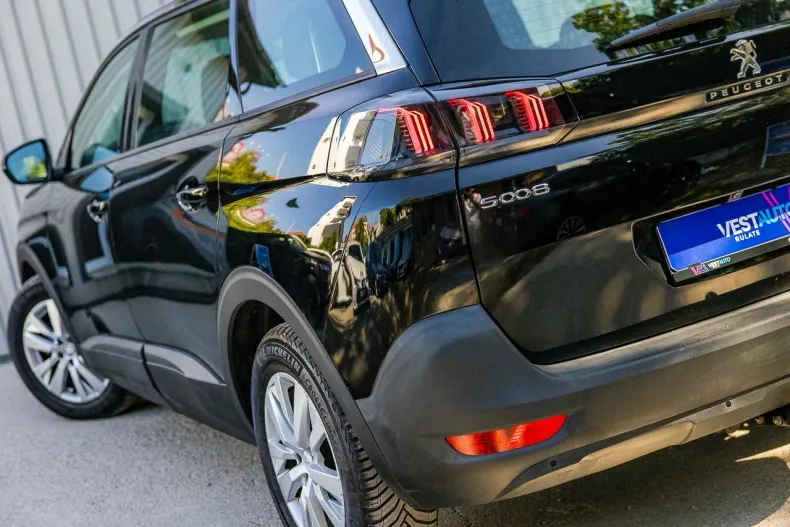 Peugeot 5008 din 2022 cu 103.000 km - oferta PEU128065 - foto 14