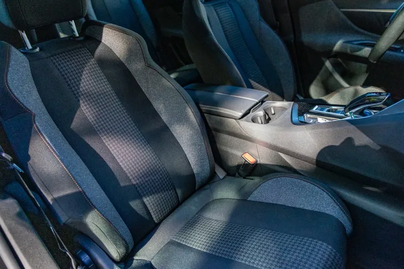 Peugeot 5008 din 2022 cu 103.000 km - oferta PEU128065 - foto 22