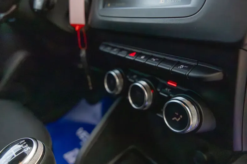 Dacia Duster din 2020 cu 162.846 km - oferta DAC128074 - foto 26