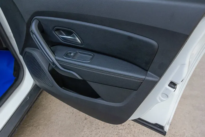 Dacia Duster din 2020 cu 162.846 km - oferta DAC128074 - foto 30