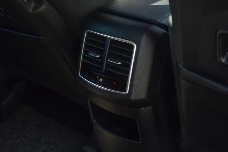 Kia Sportage din 2022 cu 89.630 km - oferta KIA128075 - foto 14