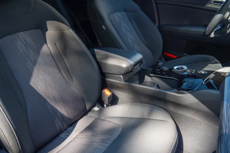 Kia Sportage din 2022 cu 89.630 km - oferta KIA128075 - foto 31