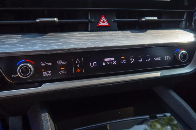 Kia Sportage din 2022 cu 89.630 km - oferta KIA128075 - foto 34