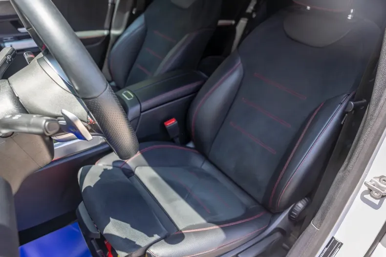 Mercedes-Benz GLB din 2021 cu 39.277 km - oferta MER128079 - foto 13