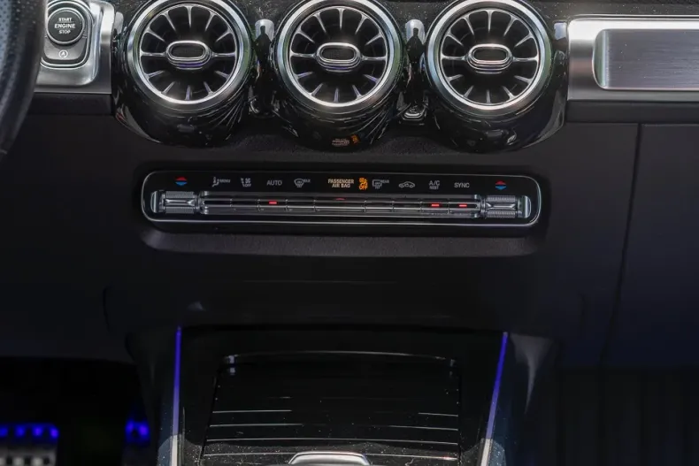 Mercedes-Benz GLB din 2021 cu 39.277 km - oferta MER128079 - foto 36