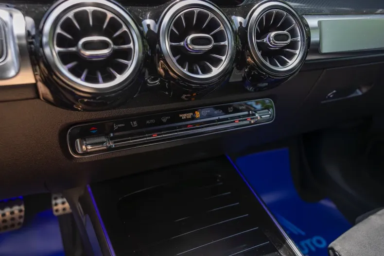 Mercedes-Benz GLB din 2021 cu 39.277 km - oferta MER128079 - foto 40