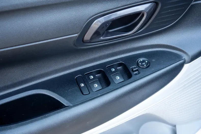 Hyundai i20 din 2021 cu 123.222 km - oferta HYU128083 - foto 13