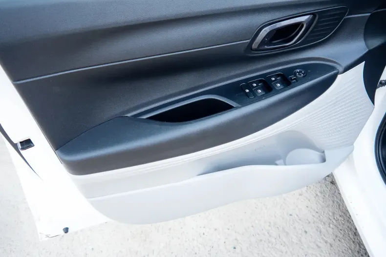 Hyundai i20 din 2021 cu 123.222 km - oferta HYU128083 - foto 29