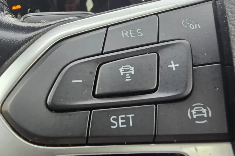 Volkswagen Golf din 2021 cu 129.000 km - oferta VOL128092 - foto 17