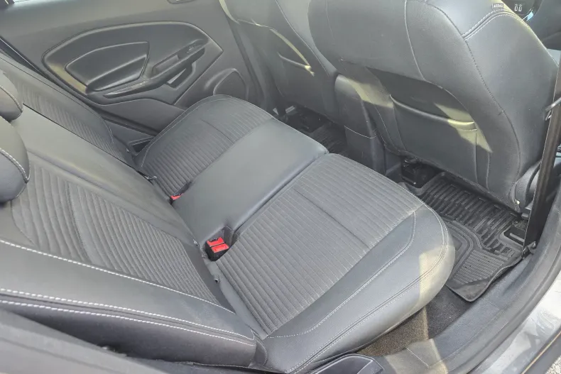 Ford EcoSport din 2023 cu 81.000 km - oferta FOR128093 - foto 9