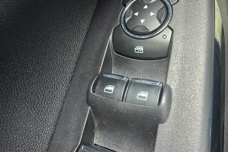 Ford EcoSport din 2023 cu 81.000 km - oferta FOR128093 - foto 14