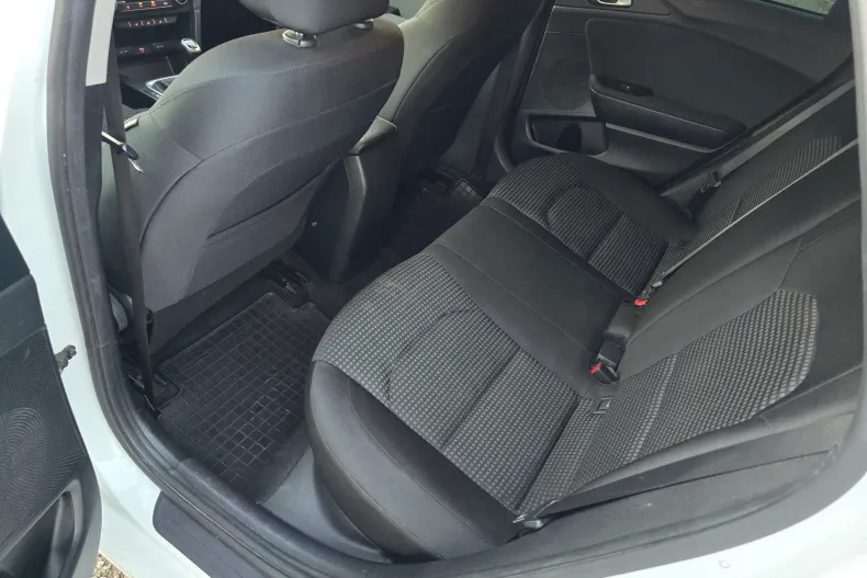 Kia Ceed din 2022 cu 114.000 km - oferta KIA128098 - foto 9