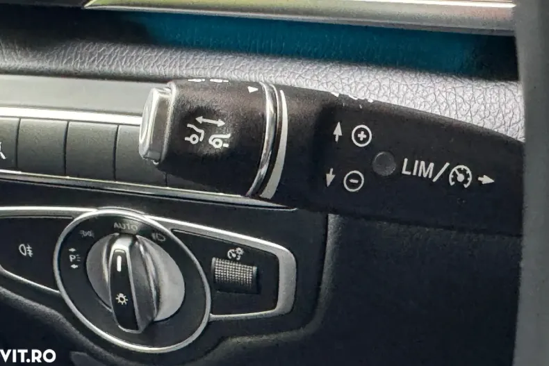 Mercedes-Benz V din 2022 cu 69.200 km - oferta MER128104 - foto 20