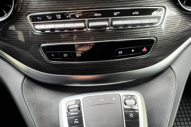 Mercedes-Benz V din 2022 cu 69.200 km - oferta MER128104 - foto 26