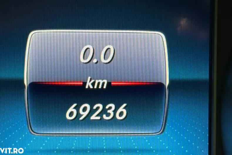 Mercedes-Benz V din 2022 cu 69.200 km - oferta MER128104 - foto 34