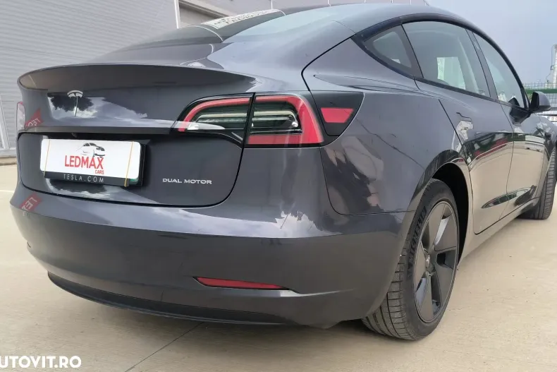 Tesla Model 3 din 2021 cu 69.444 km - oferta TES128126 - foto 4