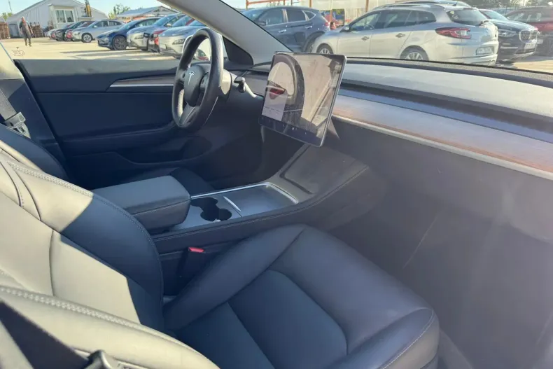 Tesla Model 3 din 2021 cu 59.000 km - oferta TES128127 - foto 10