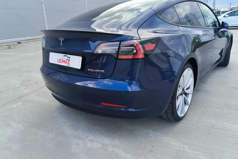 Tesla Model 3 din 2021 cu 54.000 km - oferta TES128128 - foto 4