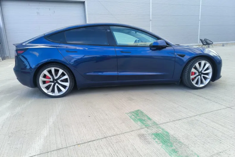 Tesla Model 3 din 2021 cu 54.000 km - oferta TES128128 - foto 6
