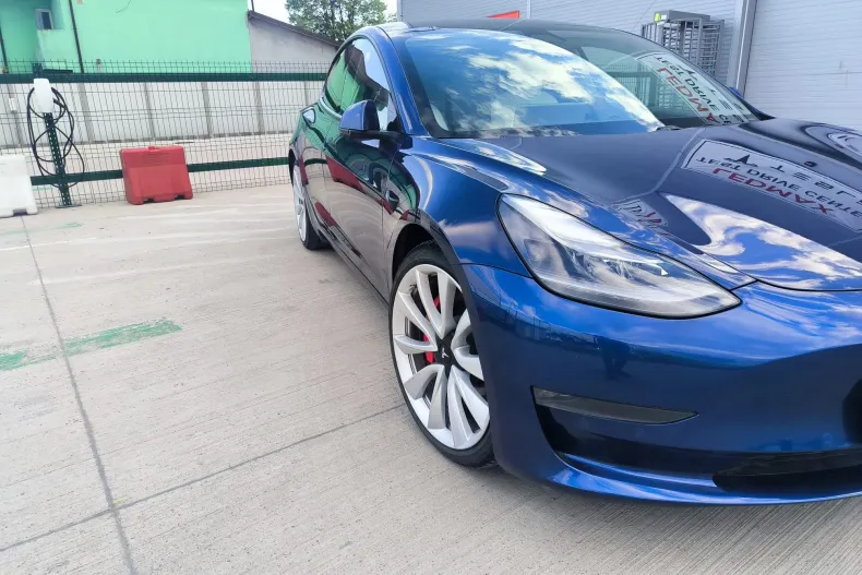 Tesla Model 3 din 2021 cu 54.000 km - oferta TES128128 - foto 8