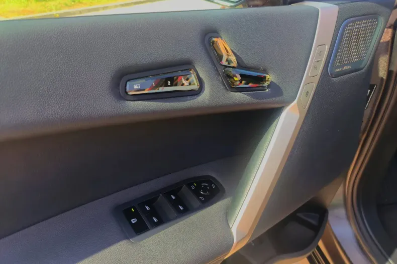 BMW iX din 2024 cu 5.000 km - oferta BMW128129 - foto 6