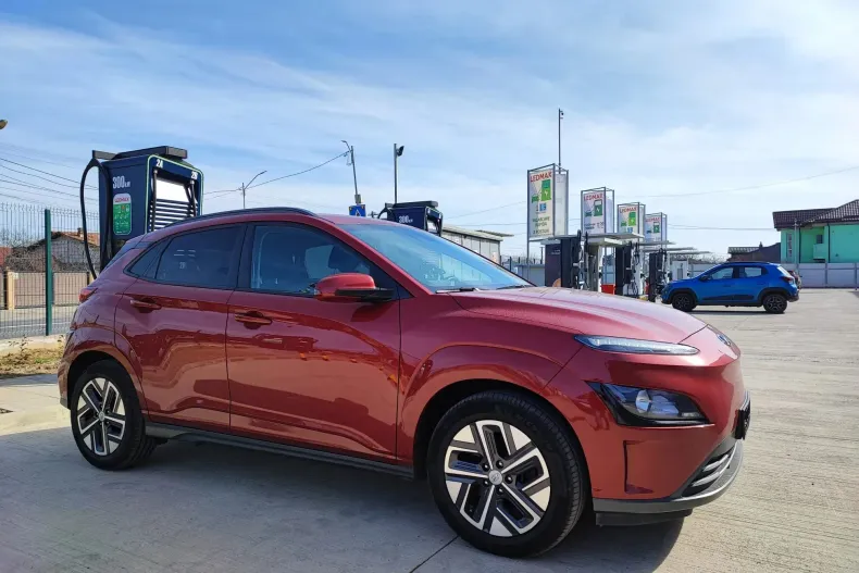 Hyundai KONA din 2021 cu 29.000 km - oferta HYU128130 - foto 1