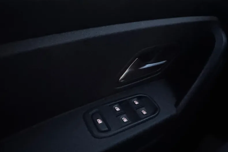 Dacia Duster din 2020 cu 27.663 km - oferta DAC128133 - foto 12