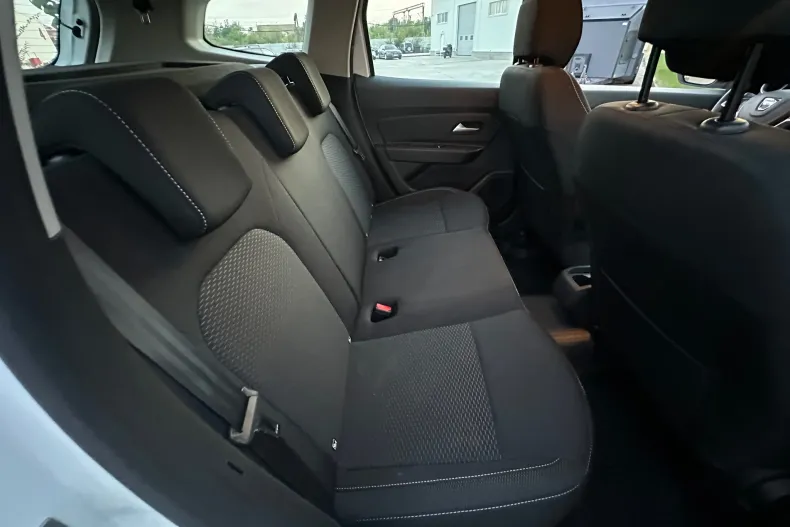 Dacia Duster din 2020 cu 27.663 km - oferta DAC128133 - foto 23