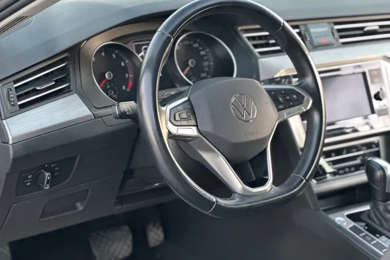 Volkswagen Passat din 2020 cu 63.350 km - oferta VOL128135 - foto 16