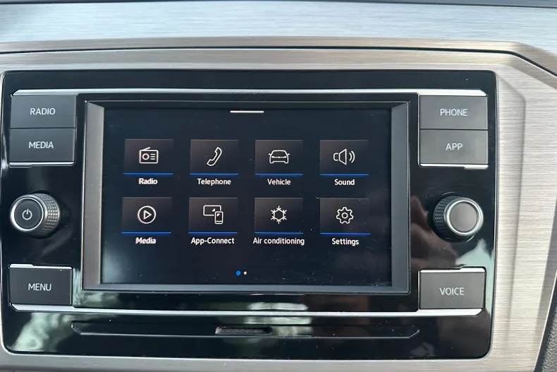 Volkswagen Passat din 2020 cu 63.350 km - oferta VOL128135 - foto 19