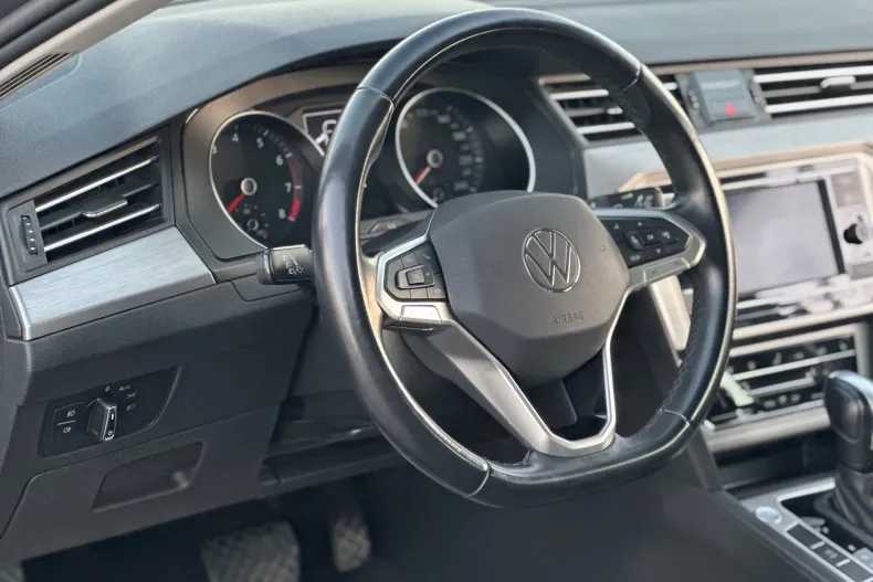 Volkswagen Passat din 2020 cu 63.350 km - oferta VOL128135 - foto 23